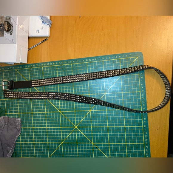 Vintage Olson studded leather belt - Picture 1 of 5